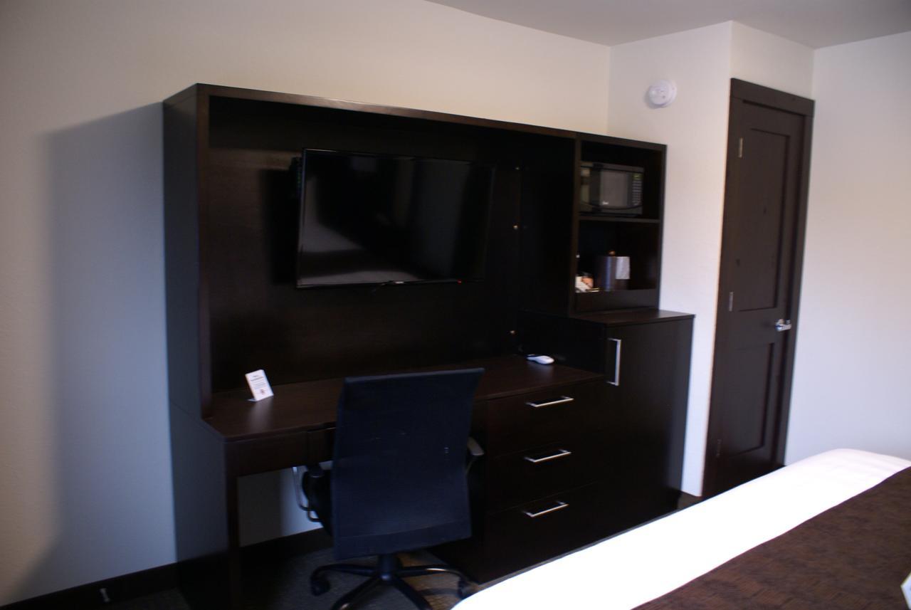 Boarders Inn & Suites By Cobblestone Hotels - Syracuse Dış mekan fotoğraf
