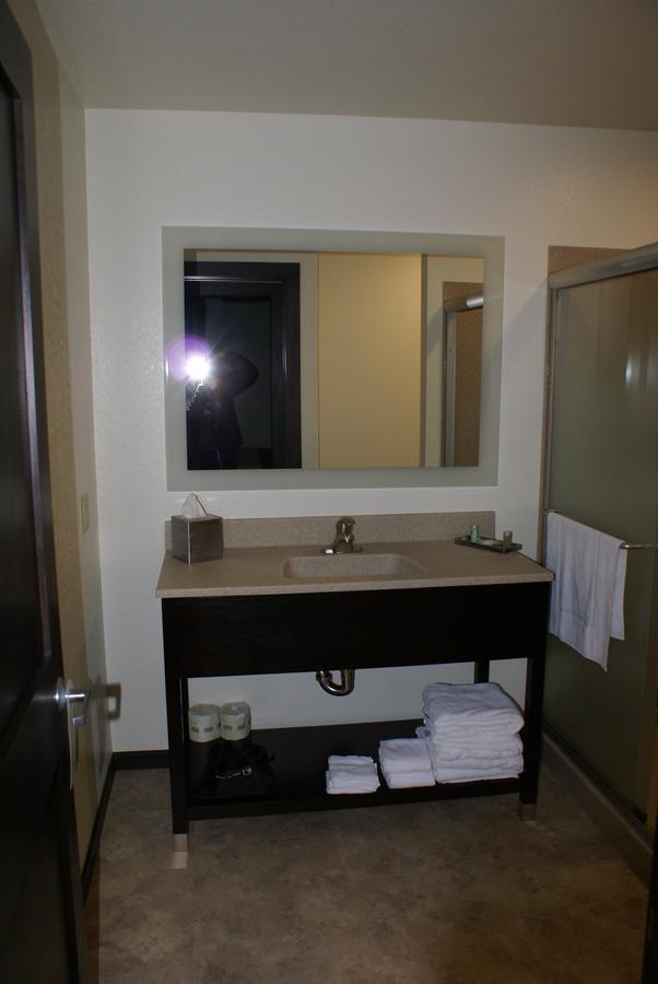 Boarders Inn & Suites By Cobblestone Hotels - Syracuse Dış mekan fotoğraf