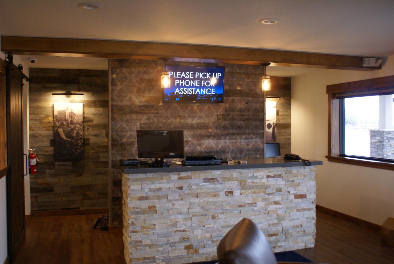 Boarders Inn & Suites By Cobblestone Hotels - Syracuse Dış mekan fotoğraf