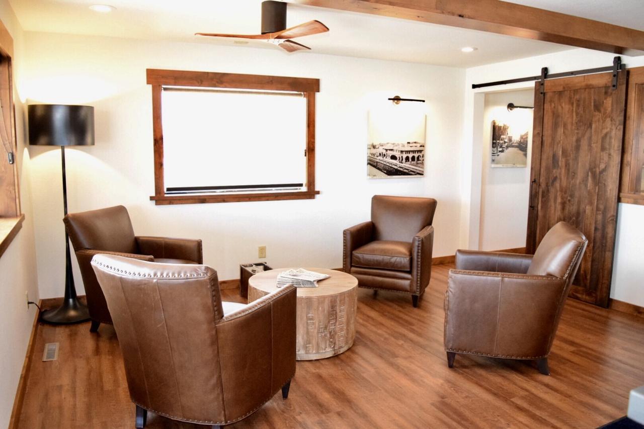 Boarders Inn & Suites By Cobblestone Hotels - Syracuse Dış mekan fotoğraf
