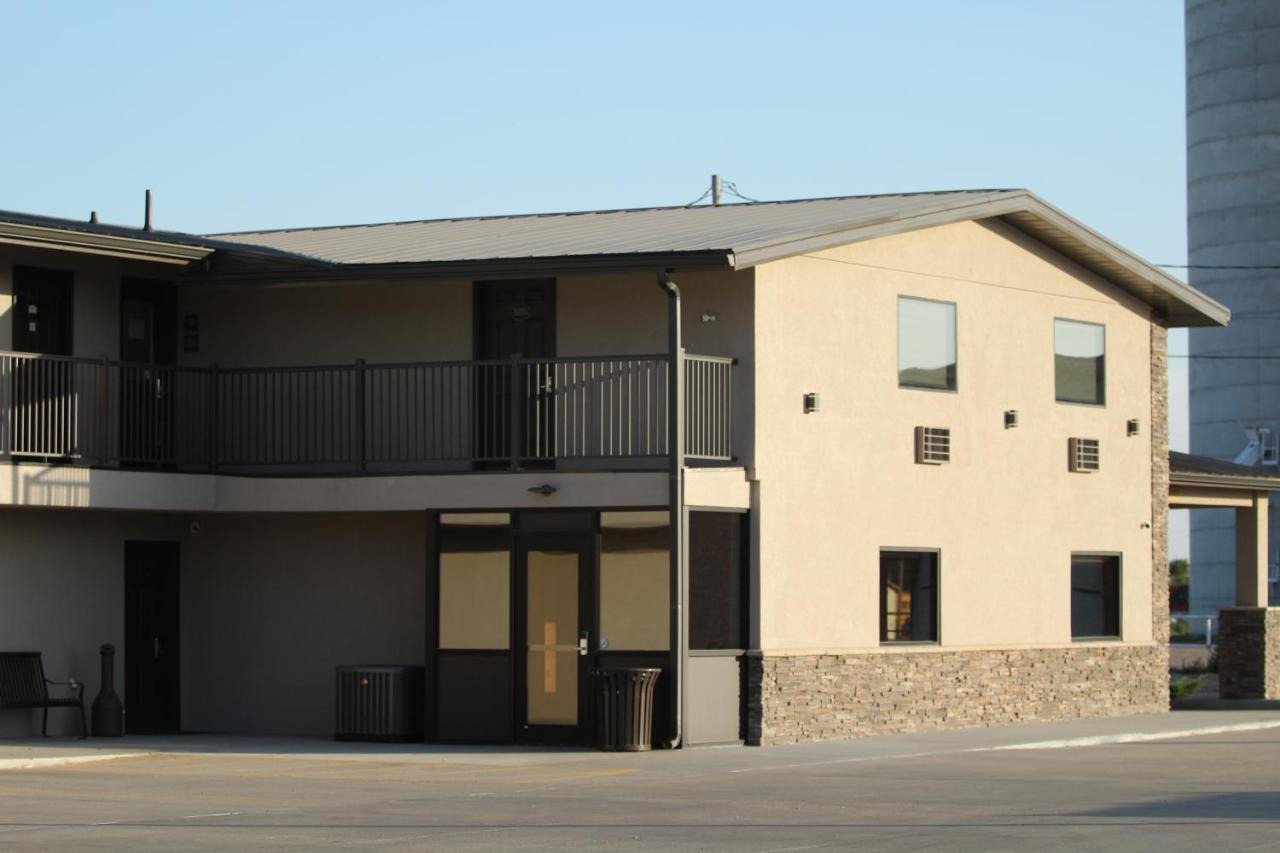 Boarders Inn & Suites By Cobblestone Hotels - Syracuse Dış mekan fotoğraf